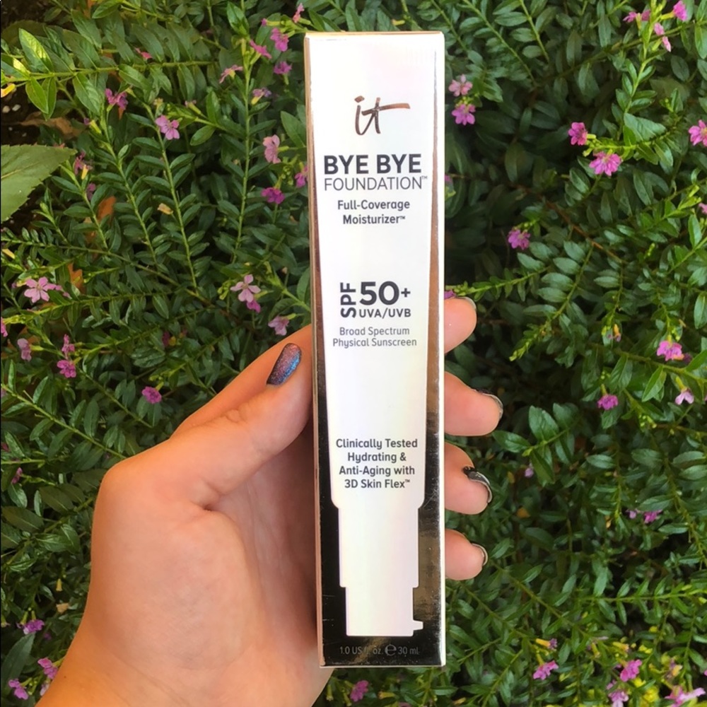It Cosmetics Bye Bye Foundation Moisturizer - Fair